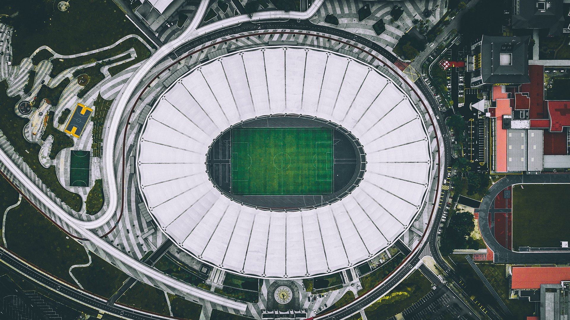 开云下载-南美蓝盾撕裂高卢防线！乌拉圭2-0法国，卡瓦尼致命一击，戈丁铁血防守